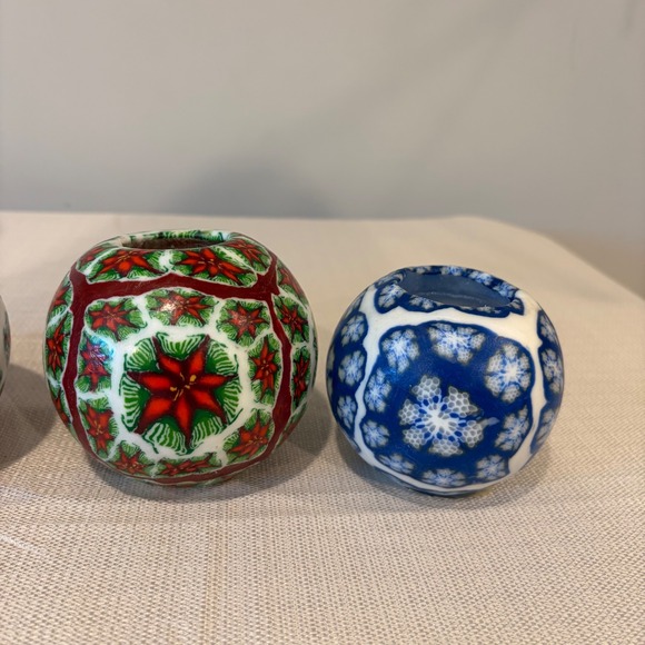 Christmas Holiday Candle Pillar & Sphere Ball Candle Set - Picture 4 of 7